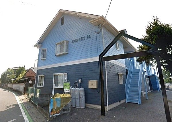 駐車場・3口ガスコンロ付き２LDK
角部屋・エアコン・TVドアホン有り